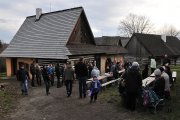 13. 12. 2014 - Závěrečná šípková a jarmark na Veselém Kopci